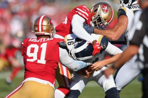 49ers LB Alexander out for season with torn pec