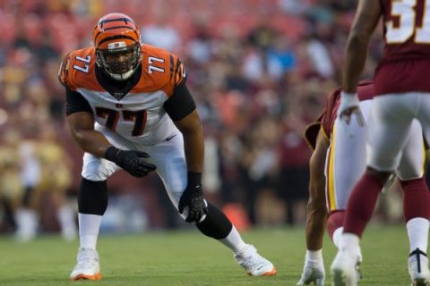 OL Glenn downplays reported rift with Bengals