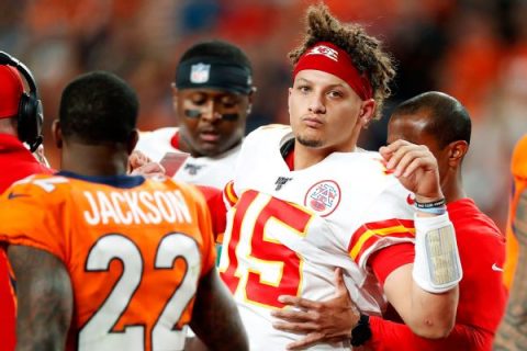 Chiefs rule Mahomes out Sunday vs. Packers