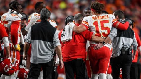 Patrick Mahomes dominoes: Barnwell on the Chiefs’ options, AFC playoff picture