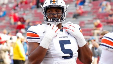Auburn DT Derrick Brown poised for greatness on and off the field