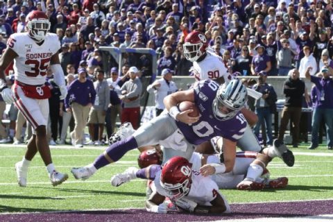 QB runs for 4 TDs as K-State trips No. 5 Sooners