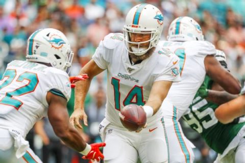 Dolphins top Jets and ex-coach Gase, get 1st win