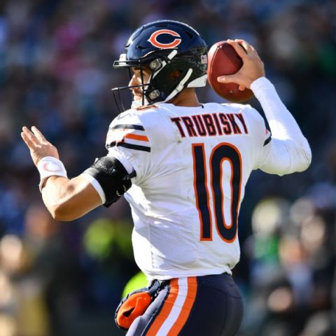 Trubisky wants Halas Hall TVs off to mute criticism