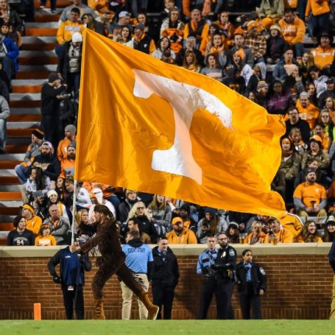 Vols out of Liberty Bowl due to COVID-19 issues