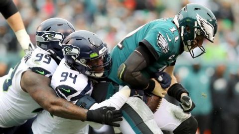 Week 12 NFL takeaways: Playoff hopes dim for Raiders, Eagles