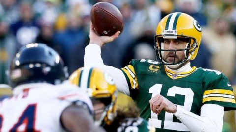 NFL takeaways: Packers, Eagles avoid letdown, Texans take control in AFC South