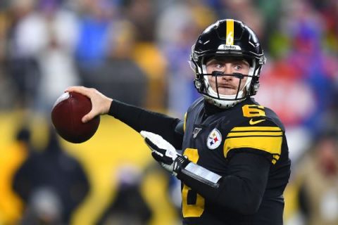 Steelers banged up as playoff hopes take hit