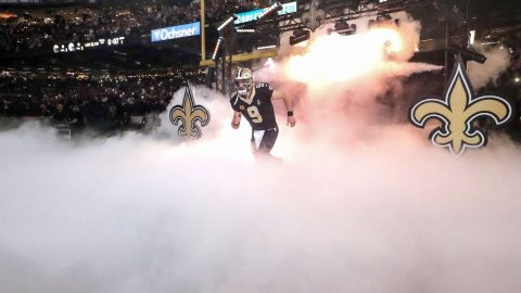 Must-see sports photos of the week include Drew Brees’ record-breaking night