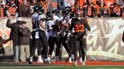 Late first-half miscues officially eliminate Browns from postseason