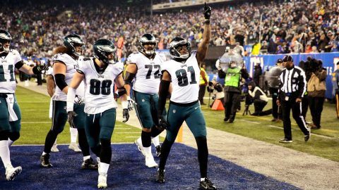 Follow live: Eagles can clinch playoff spot with win over Giants