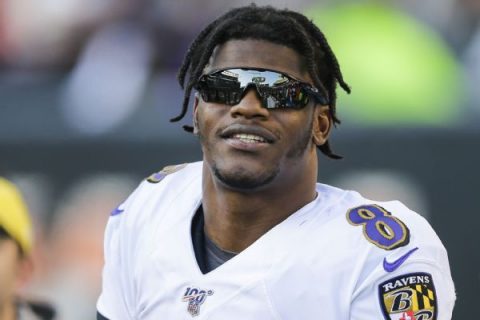 Ravens’ Lamar Jackson working out with AB