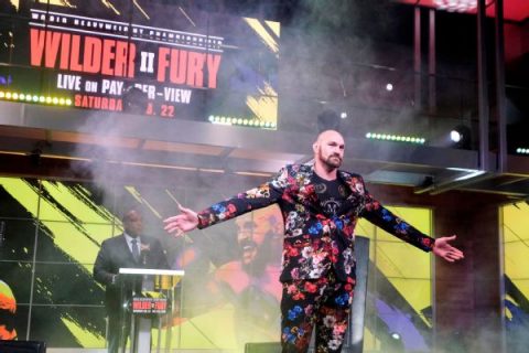 Fury will consider ‘walking away’ once contract up