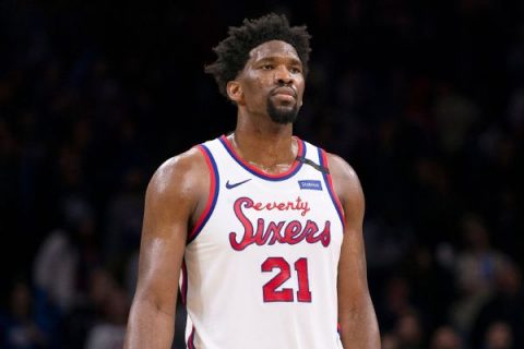 Embiid injures ankle in first quarter vs. Portland