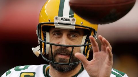 Betting bullets: Oddsmakers grapple with Aaron Rodgers, DeShaun Watson uncertainty