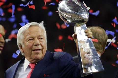 Patriots’ Kraft auctions Super Bowl ring for charity