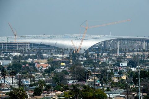 Iron worker dies after fall from SoFi Stadium roof
