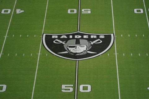 Raiders add 7 to COVID list ahead of Chiefs game