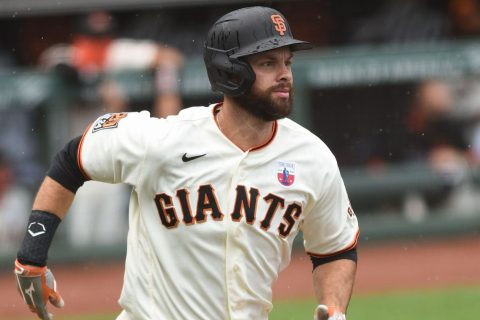 Belt staying with Giants, accepts $18.4M offer