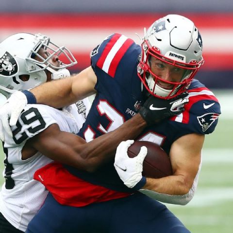 Pats rush for 250 yards, dedicate win to RB White