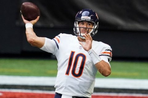 Foles replaces Trubisky, rallies Bears to 3-0 start