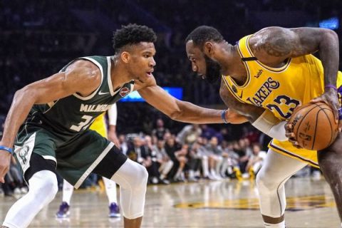 NBA GMs pick Lakers to defend title, Giannis MVP