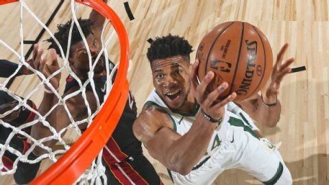 Follow live: Giannis, Bucks visit Heat in first meeting since Eastern Conference semis
