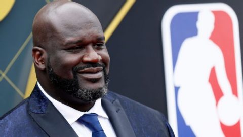 Shaquille O’Neal saw a man buying an engagement ring and decided to pay for it