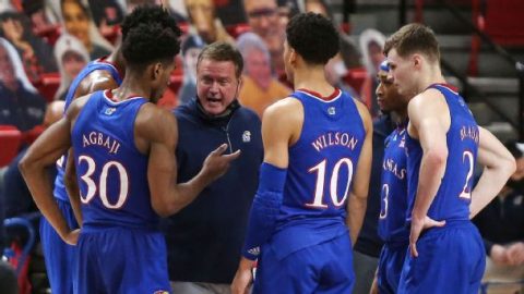 Kansas ascends to No. 1 seed in latest three-scenario bracket projection