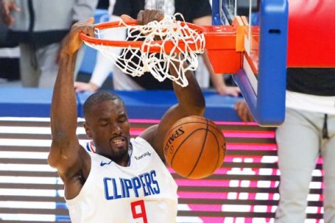Clips’ Ibaka out for playoffs after back surgery
