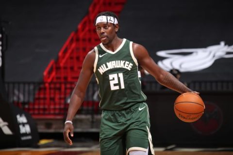 Bucks, Holiday reach deal worth up to $160M