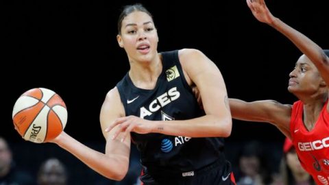 Can Liz Cambage, Chennedy Carter help turn around the Sparks?