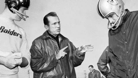 Lawsuits, mergers and Super Bowl pranks: Davis and Pete Rozelle through the years