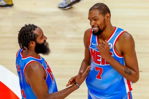 Durant leads LeBron at top of All-Star voting
