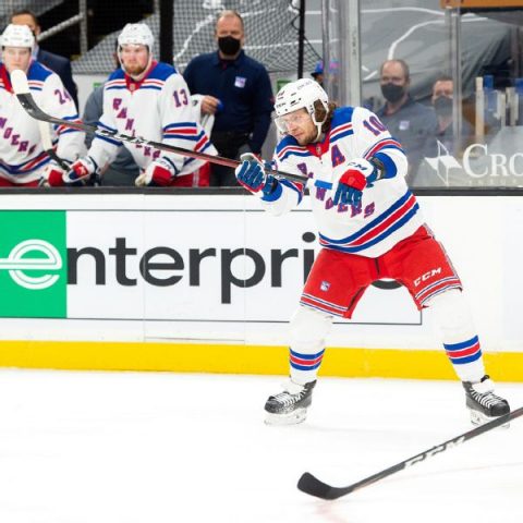 With Panarin back on ice, Rangers blank Bruins
