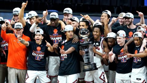 March Madness 2021: What to know about every team in the NCAA tournament bracket