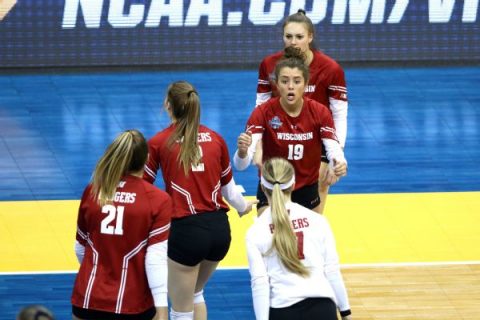 Wisconsin women nab 1-seed in volleyball tourney