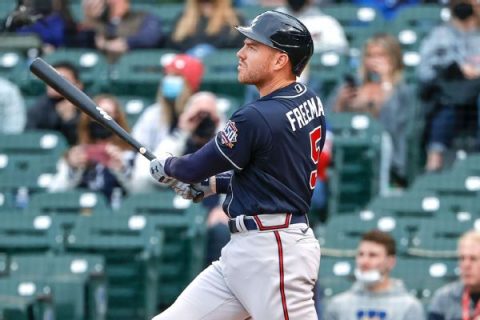 Braves’ Freeman leaves with respiratory infection