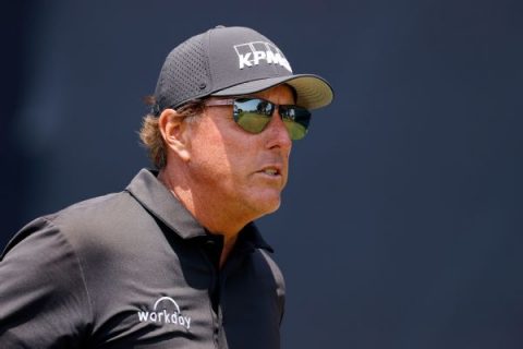Phil rips USGA over proposed driver length limit