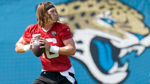 Best of Monday at NFL training camps: Trevor Lawrence struggles as defense allowed more freedom