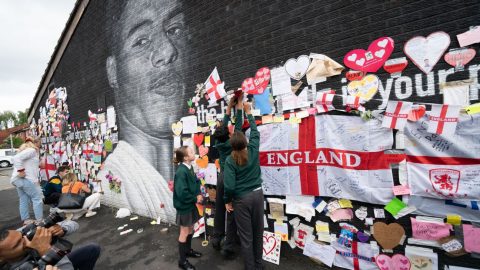 How Rashford’s mural in Manchester is turning hate into hope