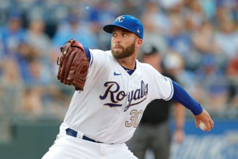 Dodgers acquire veteran LHP Duffy from Royals