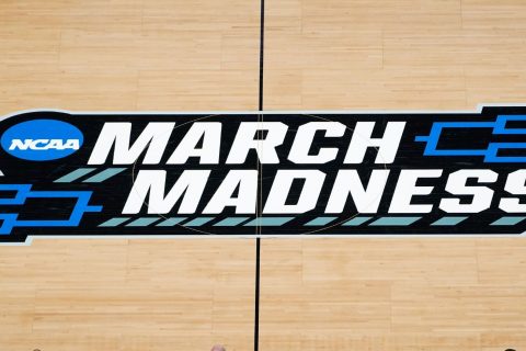 Madness? Huggins says majors need own tourney