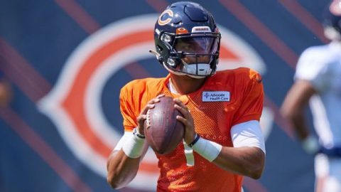 Best of Thursday at NFL training camps: Justin Fields looks his best yet against Dolphins in joint practice