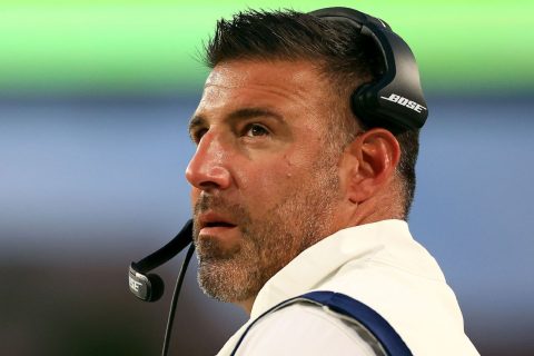 Titans coach Vrabel tests positive for COVID-19