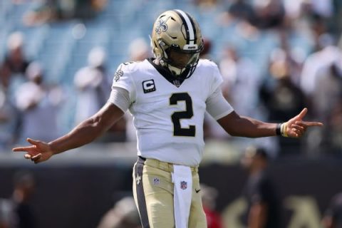 Winston leads Saints to stunning rout of Packers