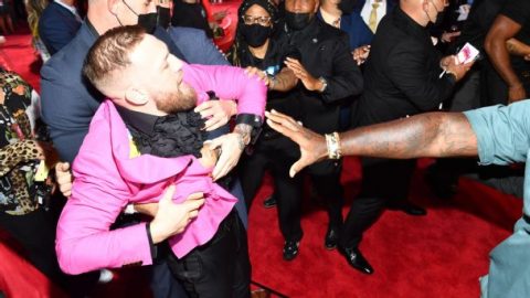 Conor McGregor gets into scuffle with Machine Gun Kelly at MTV VMAs