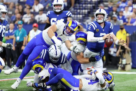 Colts QB Wentz has sprains to both his ankles