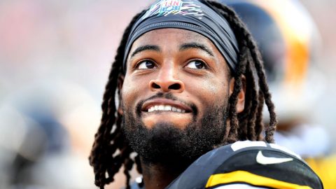 How Steelers’ Najee Harris, family are helping out homeless shelter where they once lived