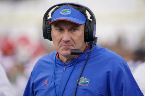 Florida fires Mullen, looking for sustained success